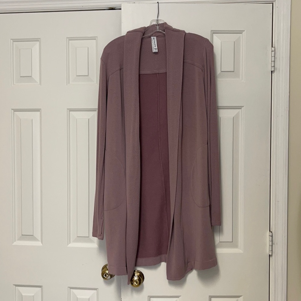 Athleta Canopy wrap in Nirvana